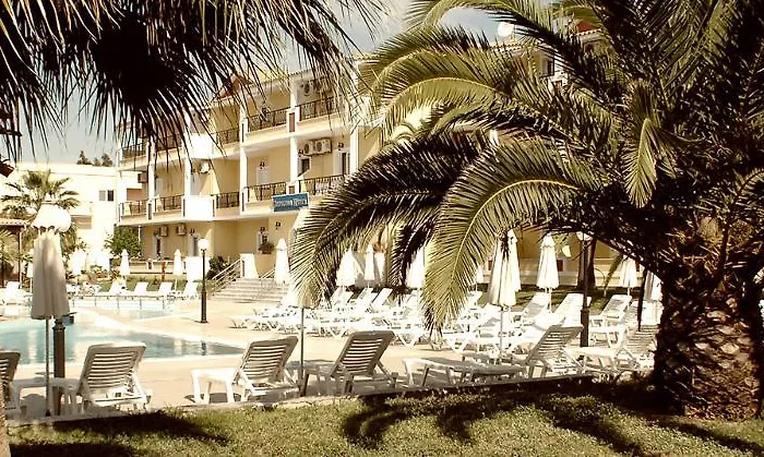 Aparthotel Cronulla Kalamákion