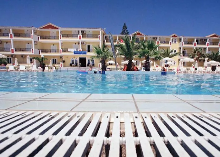 Cronulla Aparthotel Kalamákion