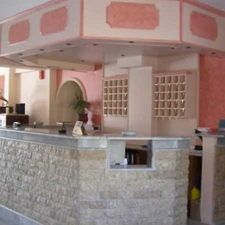 Hotel Cronulla 3*