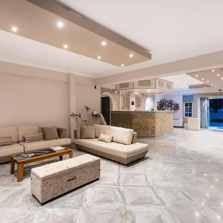 Cronulla 3*