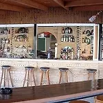 克罗纳拉公寓式酒店 3* Kalamákion